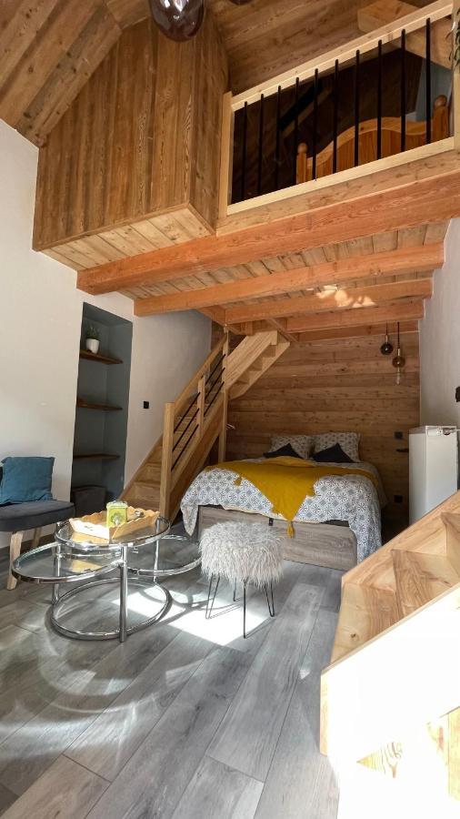 Chambres D'Hotes Les Chambres D'Elsa Albiez-Montrond Exterior foto